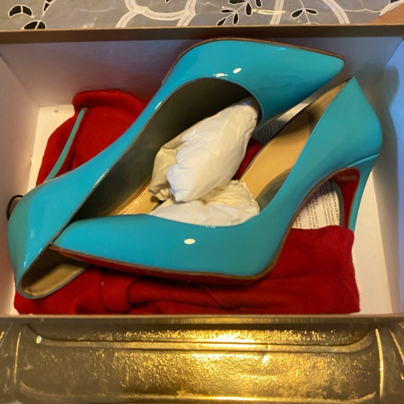 Christian Louboutin Shoes - Christian Louboutin  pigalle follies pump.